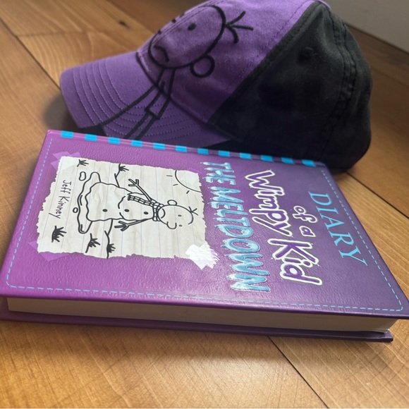 Diary of a Wimpy Kid Adjustable Hat & The Meltdown Book Set - Picture 9 of 14